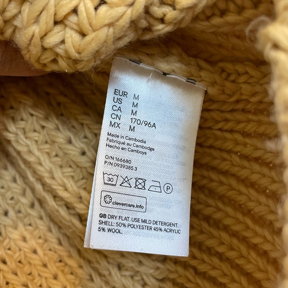 BNWT H&M Knit Sweater - Picture 3 of 4